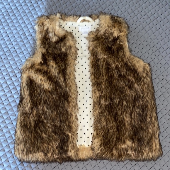 Mud Pie Fur Vest - Picture 2 of 5